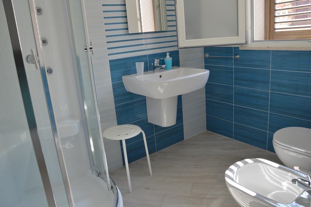 Stanze Del Mare Bed & Breakfast Balestrate Oda fotoğraf